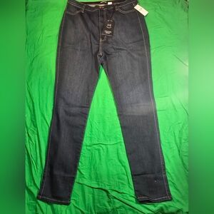 Fashion Nova Women High Rise Tapered Stretch Demin Size 3XL New with Tags